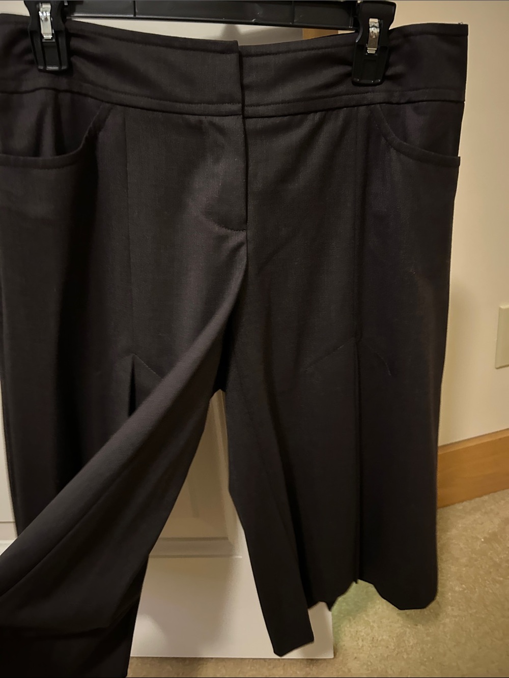 Trina Turk Black Women's Pleated Bermuda Dress Shorts/Culottes Fun Style